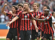 开云体育官网-法兰克福球员表现出色，展现团队实力的简单介绍