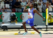 开云体育中国-包含美国运动员在田径比赛中创造新纪录的词条