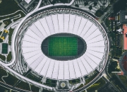 开云体育登录-哈利伯顿数据全面爆炸，湖人稳稳拿下火箭，一场数据与战术的双重胜利