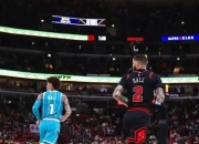 开云体育在线-公牛强势中国男篮，布拉德利制霸全场