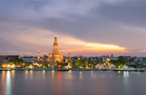 包含泰国羽毛球队险胜印尼羽毛球队，斯里坎特关键制胜的词条
