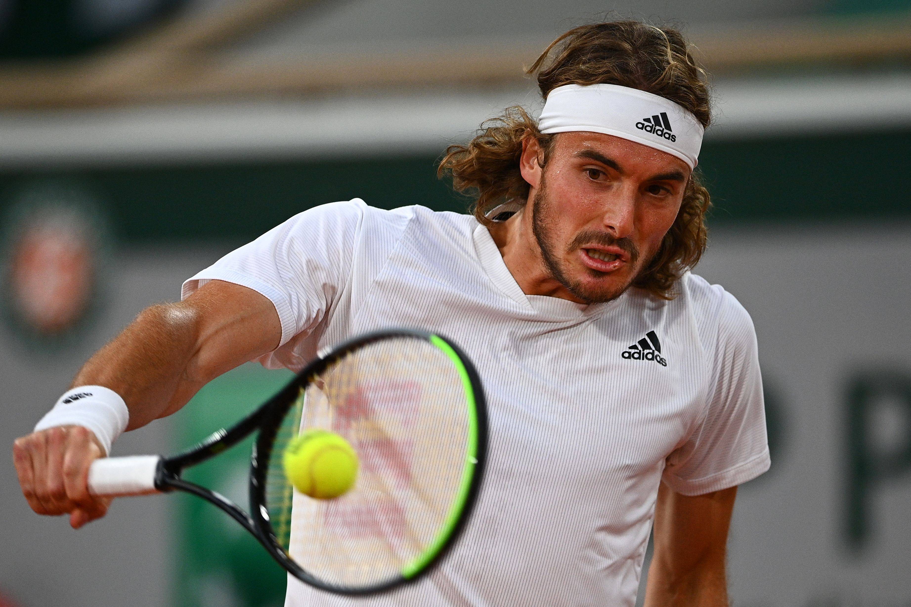 欧洲网球队绝地反击法国网球队，西西帕斯绝境逆转