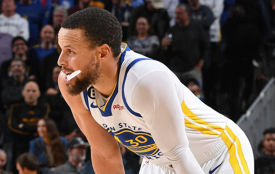 包含快船力克勇士，萨姆·米切尔爆发神勇的词条