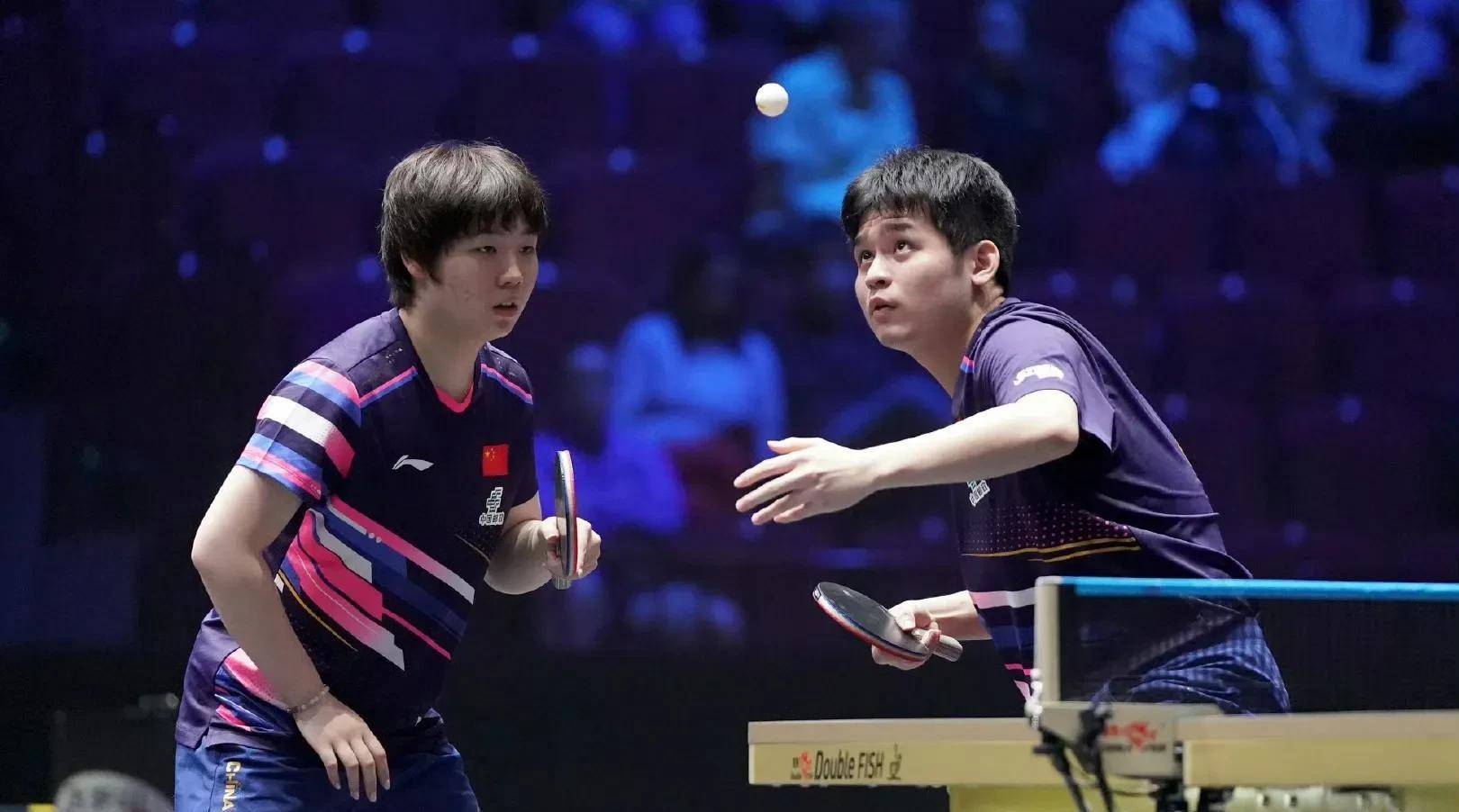 包含中国乒乓球队爆冷比利时乒乓球队，波尔三分雨点燃全场的词条