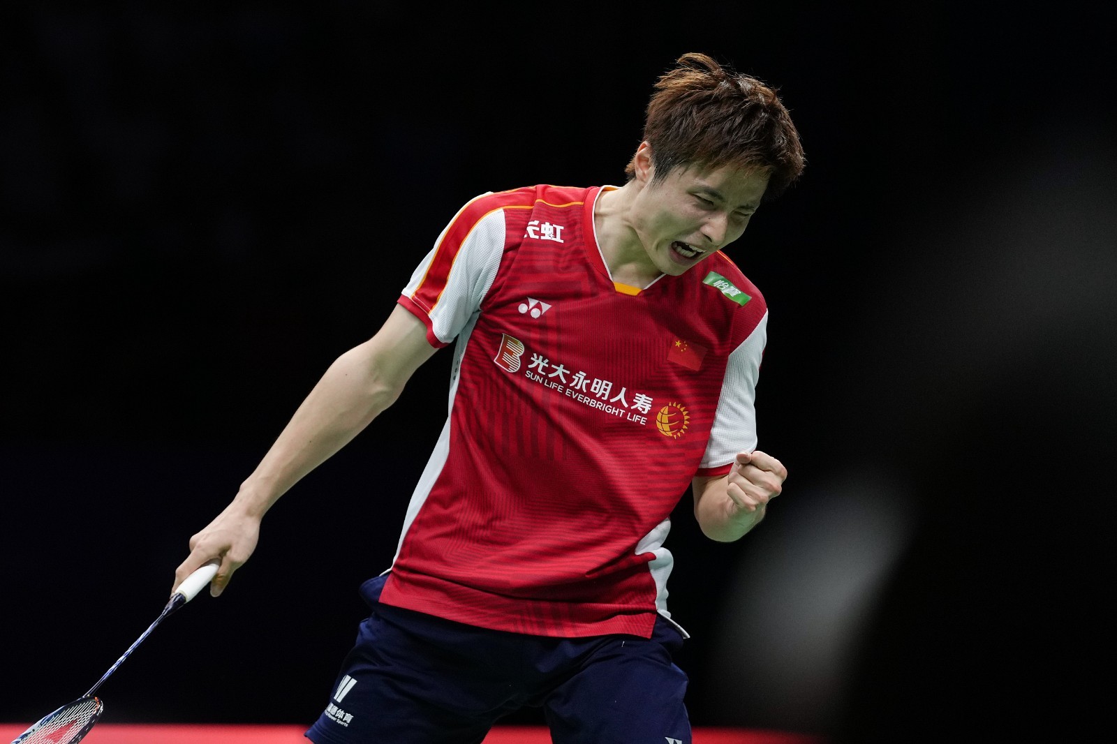 印尼羽毛球队完胜马来西亚羽毛球队，辛杜高光表现的简单介绍