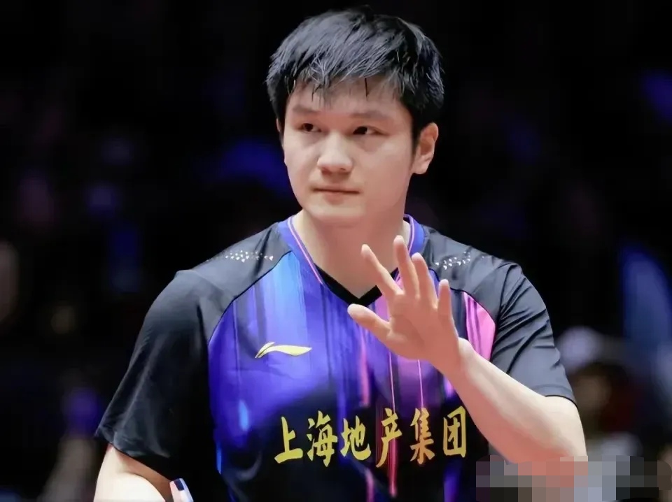 日本乒乓球队鏖战中国乒乓球队，樊振东统治全场的简单介绍