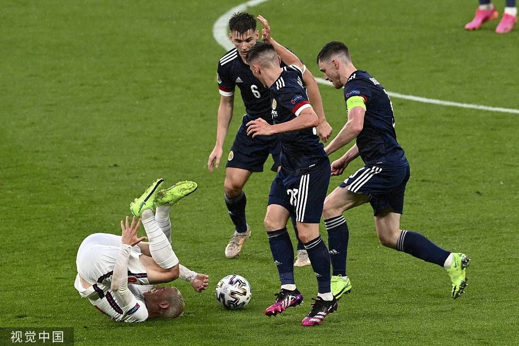 英格兰意外输给苏格兰，赛场惊心动魄的简单介绍