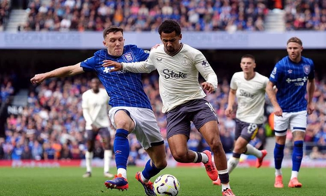 伊普斯维奇主场惨败，保级形势严峻的简单介绍