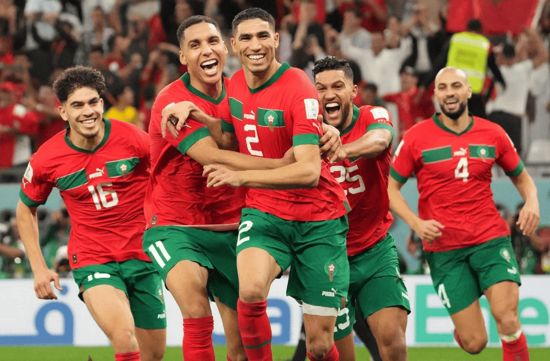 包含摩纳哥迎战里昂，决战法国联赛的词条